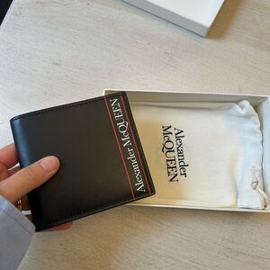 Alexander McQueen NIB Tape Logo bifold wallet men’s